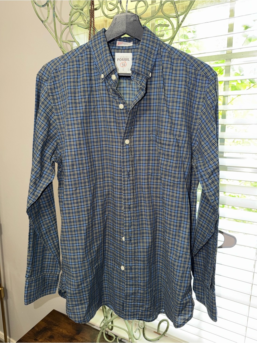 Fossil Men's Blue and Green Plaid Button-Down Shirt